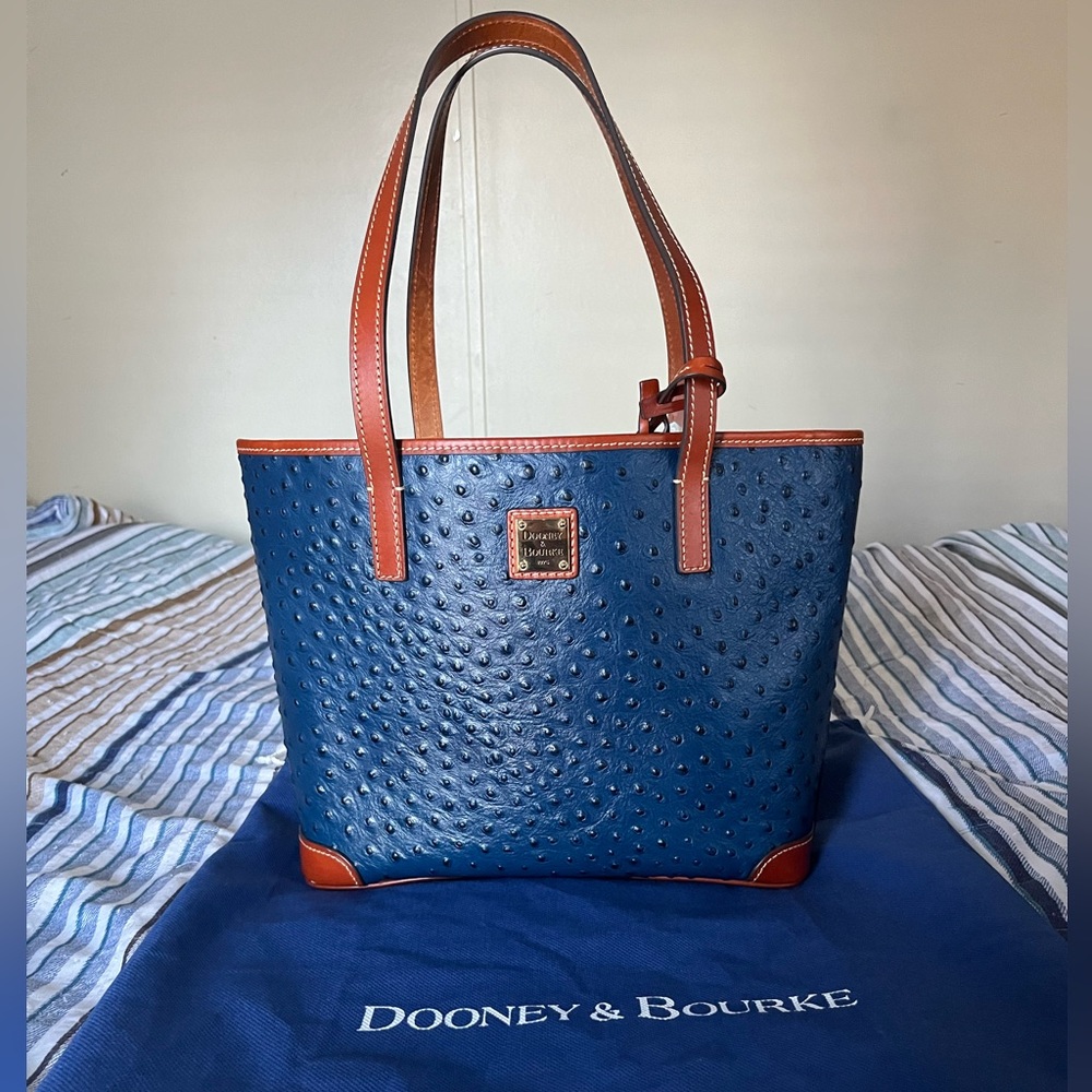 Dooney & Bourke tote blue New with tags